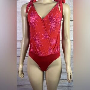 4SIENNA  Women Red Floral Romantic Bohemian Bodysuit Sleeveless Size XS